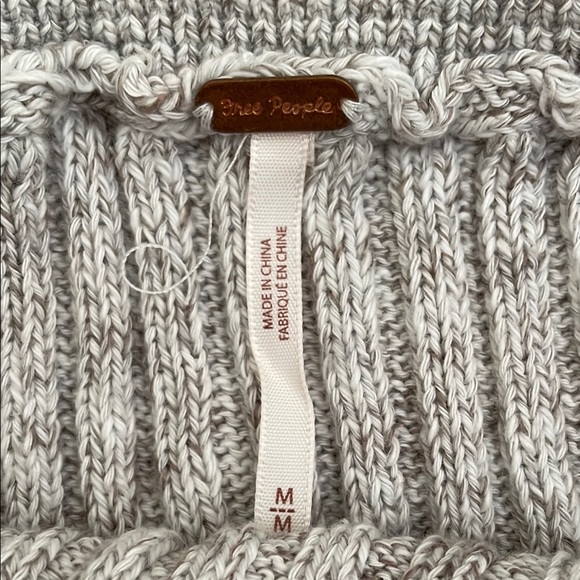 Gray Ribbed Knit Skirt - Picture 3 of 5